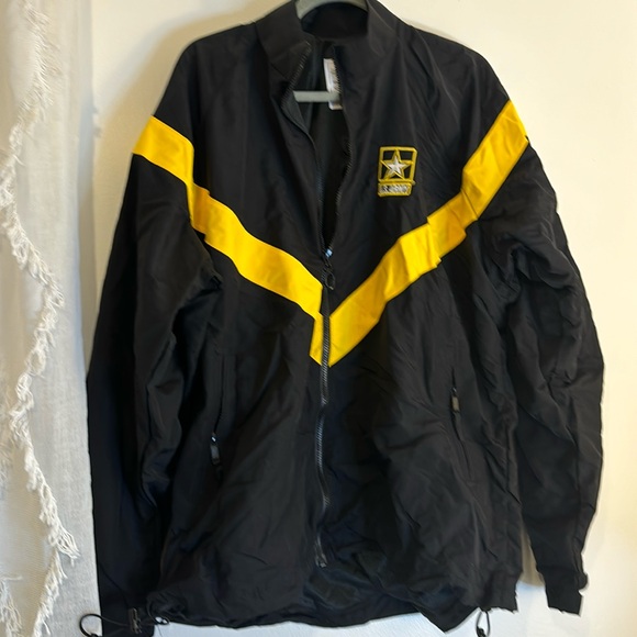 U.S. Army Other - US Army Windbreaker Jacket Size Large in Men